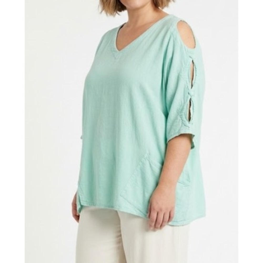 Oh My Gauze Top Size Large/2 Mint 100% Cotton Gauze Cut-out Shoulder Lagenlook